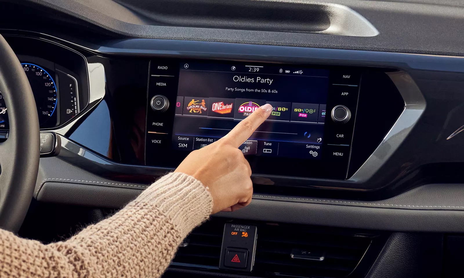 2024 Volkswagen Taos Sound and Audio