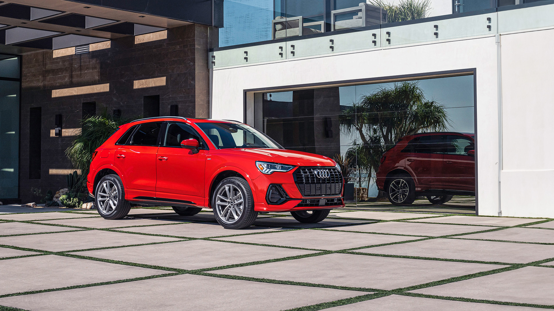 + 2024 Audi Q3 quattro AWD