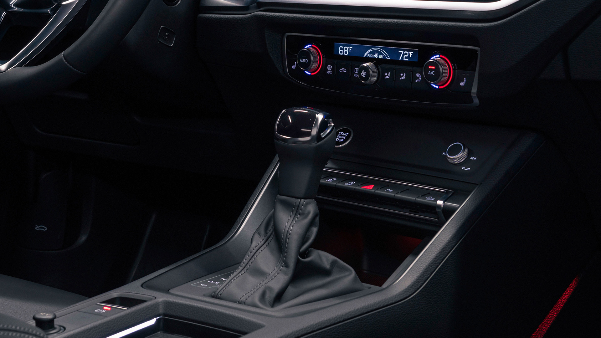 + 2024 Audi Q3 8 Speed DSP