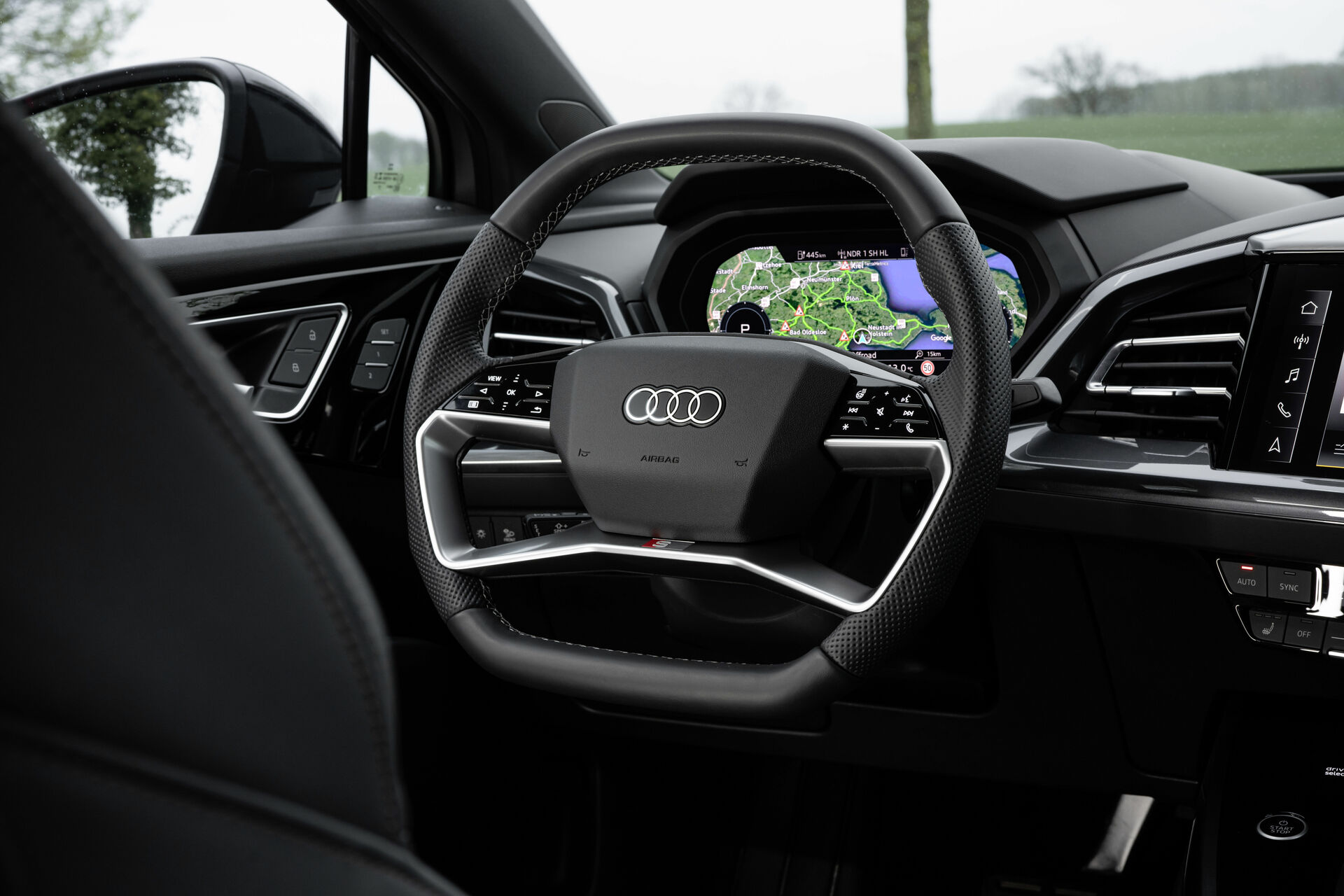 2024 Audi Q4 e-tron Digital Displays