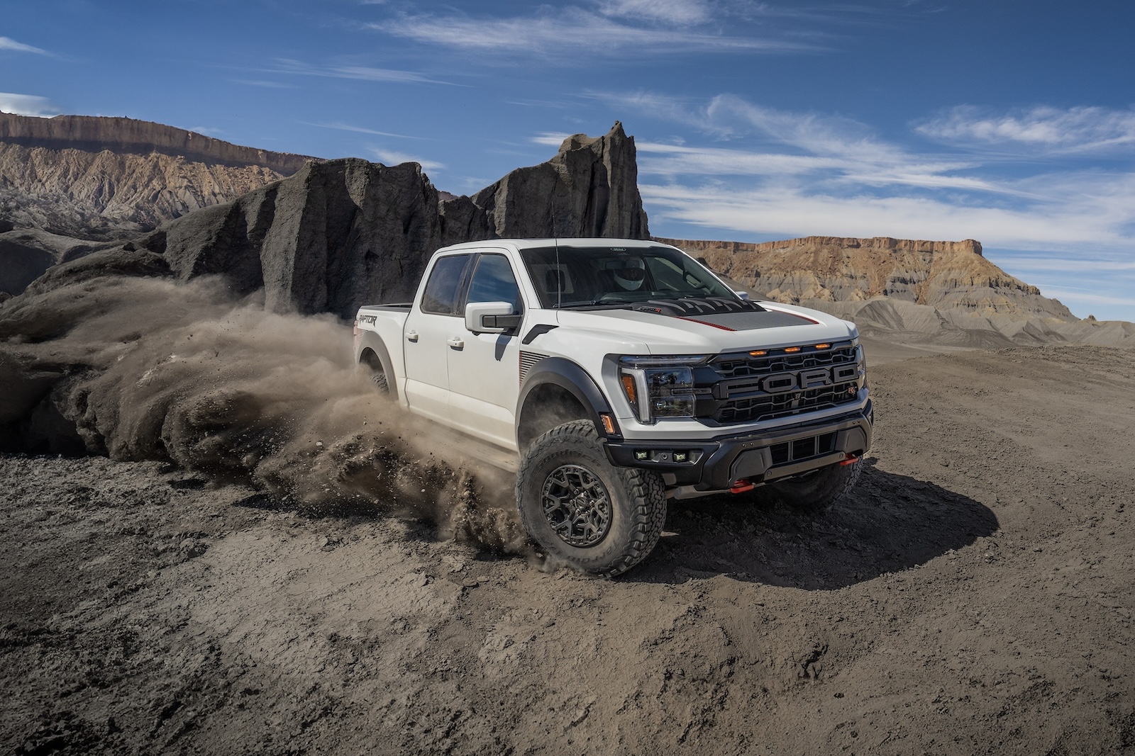 2025 Ford F-150 (JC Lewis)