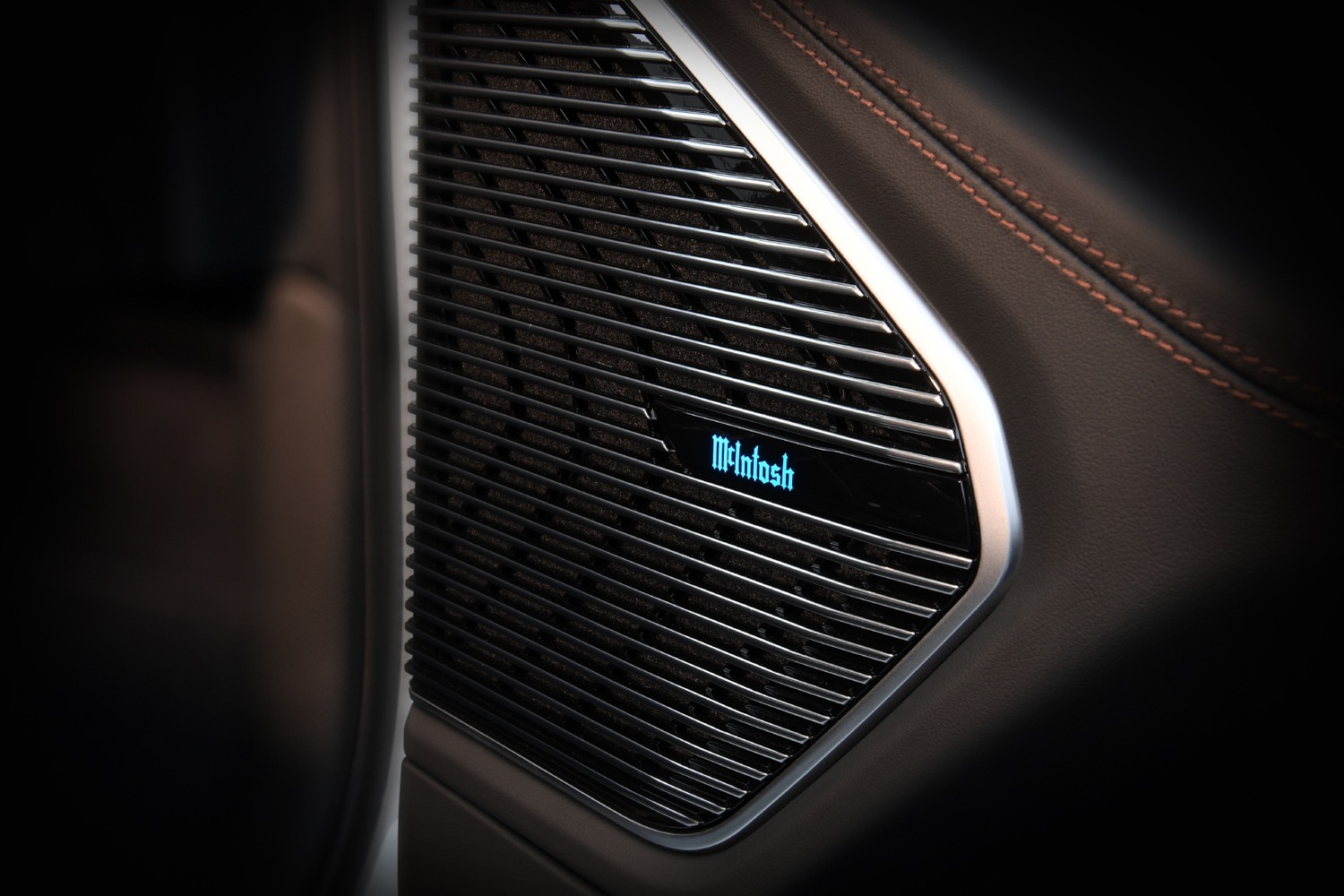 2025 Jeep Grand Cherokee & 4xe – Elk Grove CDJR Premium Sound