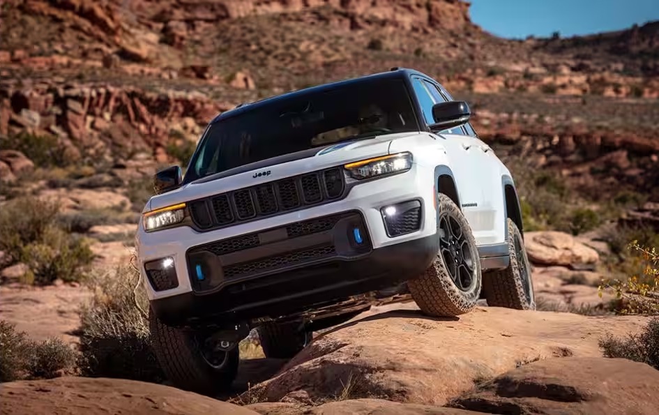 2025 Jeep Grand Cherokee & 4xe – Elk Grove CDJR