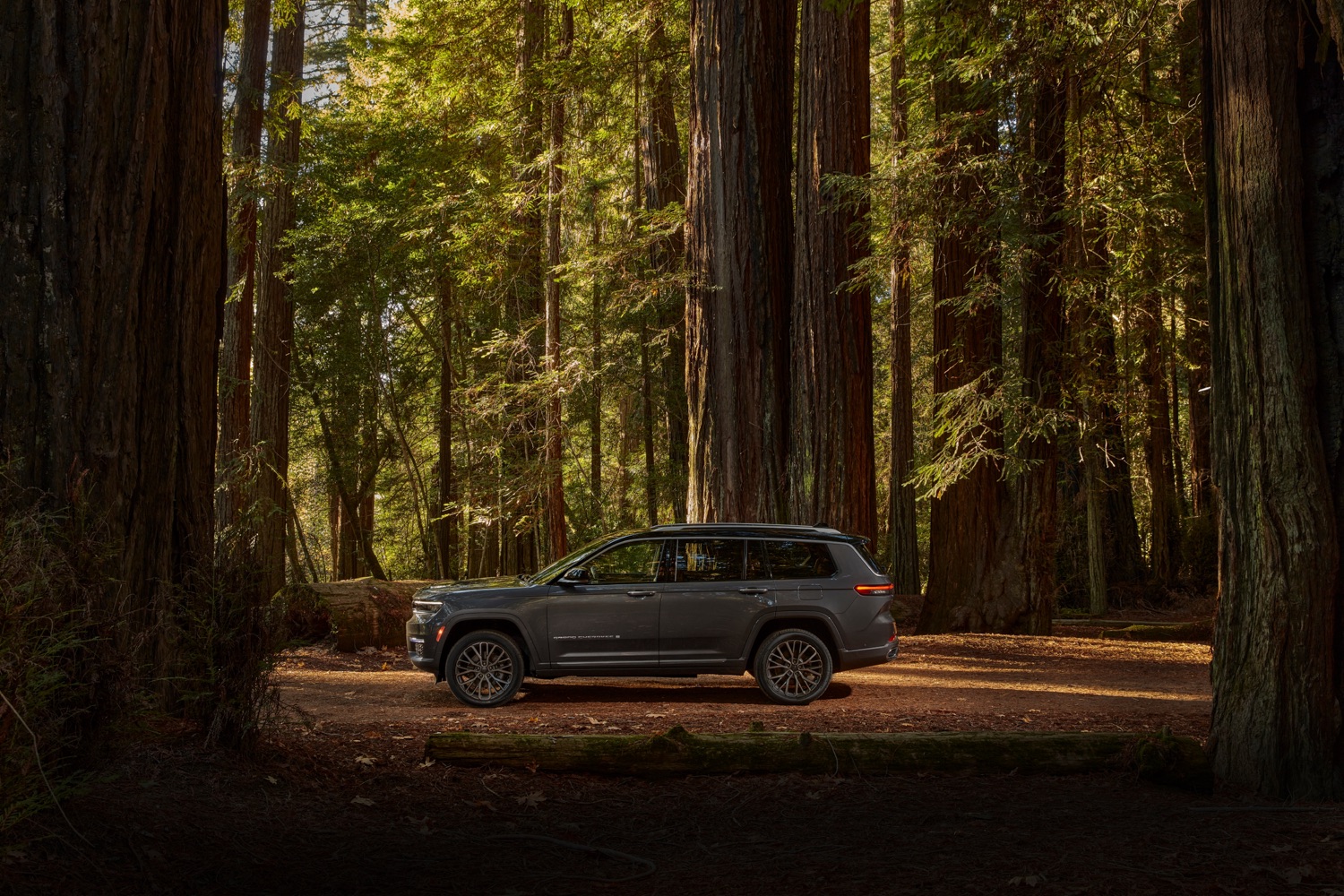 2025 Jeep Grand Cherokee & 4xe – Elk Grove CDJR