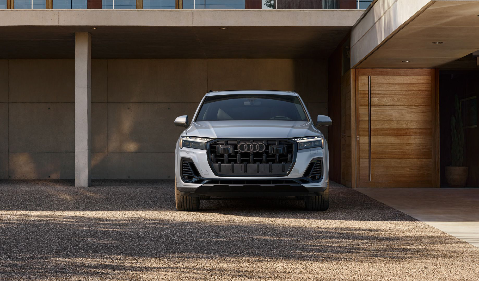 2025 Audi Q7 & SQ7 Performance, Design, Comfort & Specs Laser Light Technology