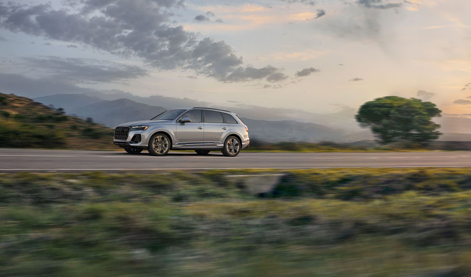 2025 Audi Q7 & SQ7 Performance, Design, Comfort & Specs quattro AWD