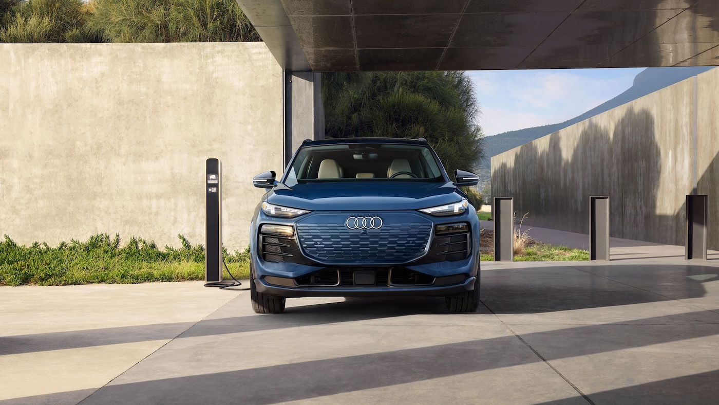 2025 Audi Q6 e-tron: Performance, Design, Comfort & Specs