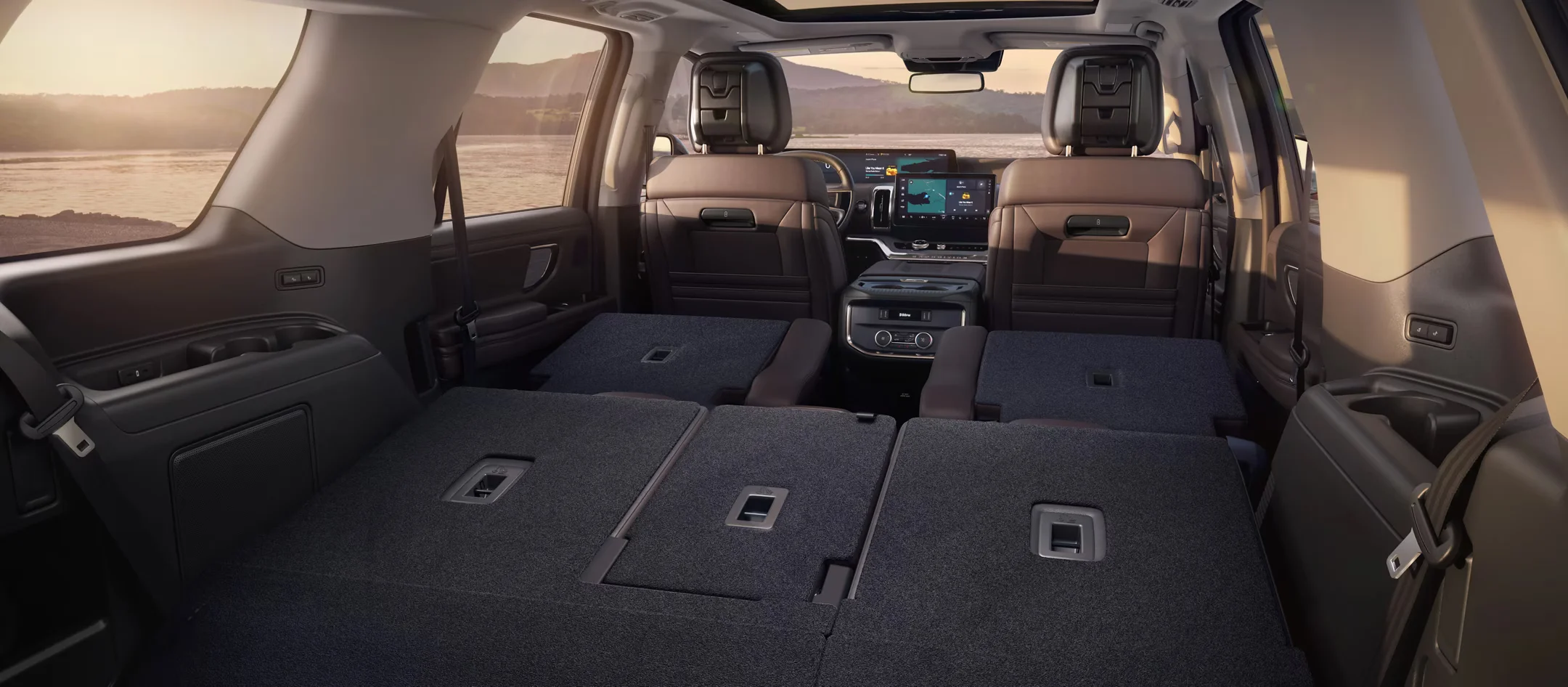 2025 Ford Expedition (JC Lewis)