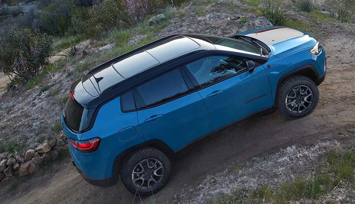 2025 Jeep Compass Two-Tone <br>Roof