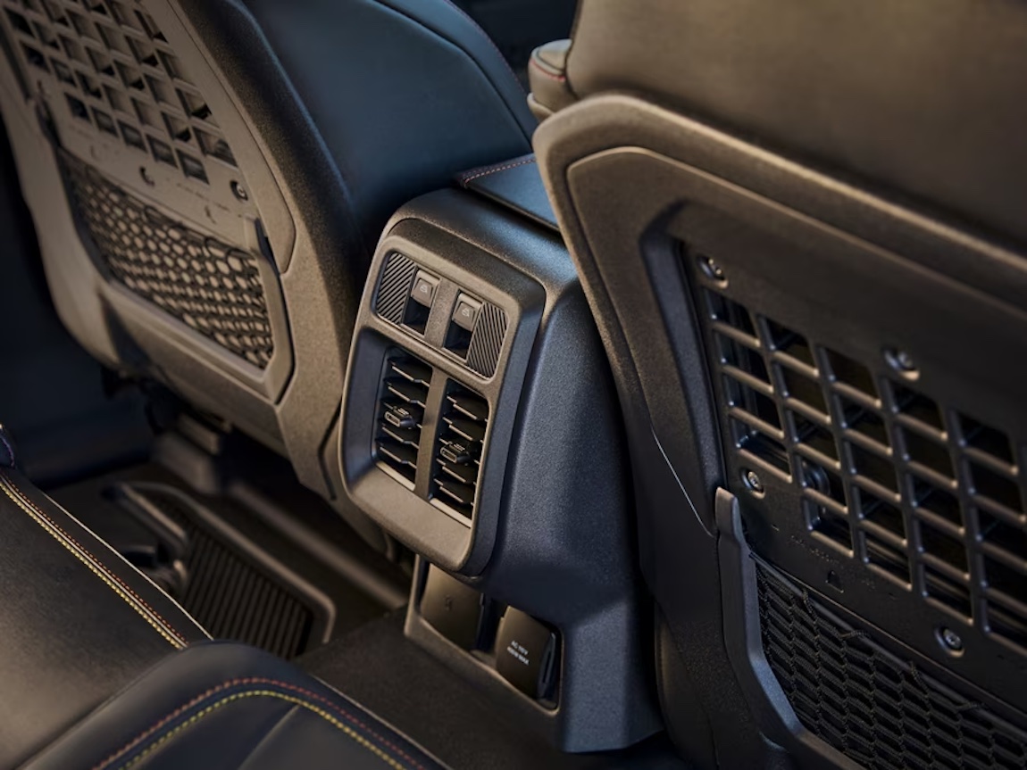 2025 Ford Bronco (JC Lewis)
