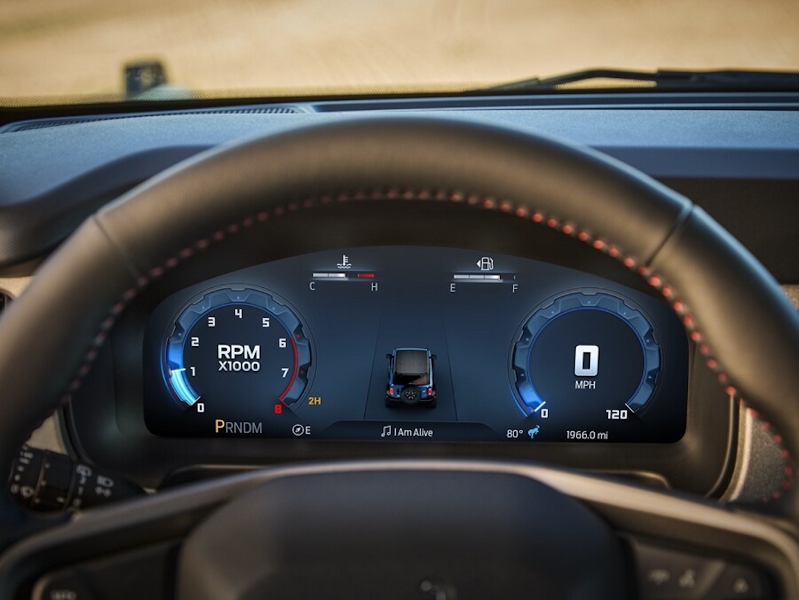 2025 Ford Bronco (JC Lewis) Technology <br> Features