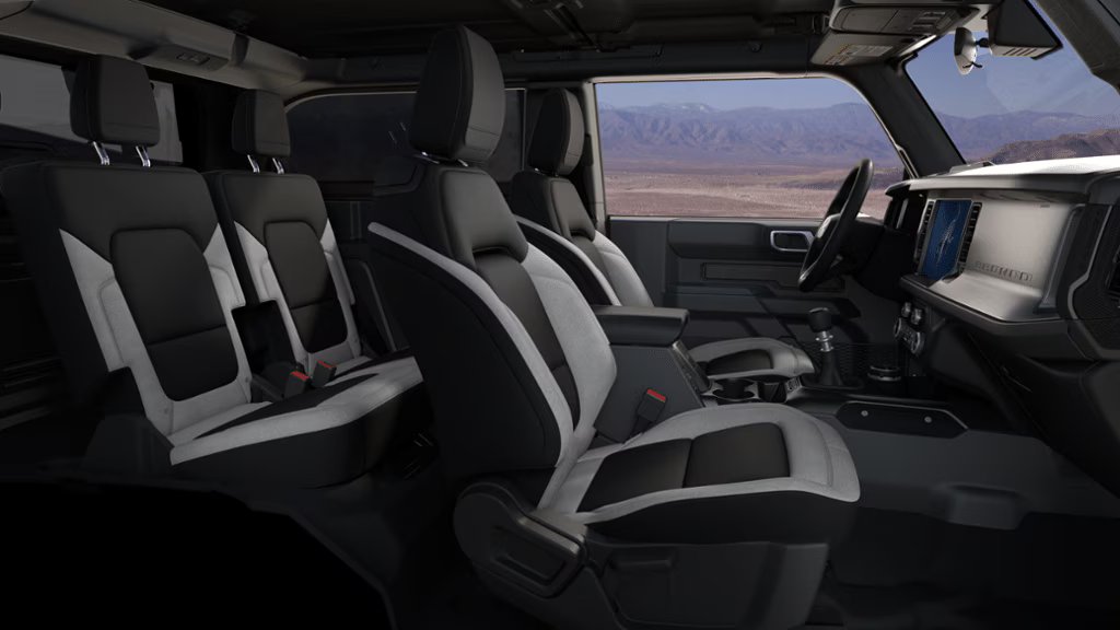 2025 Ford Bronco (JC Lewis) Dark Space Gray with Black Onyx Cloth Bucket Seats