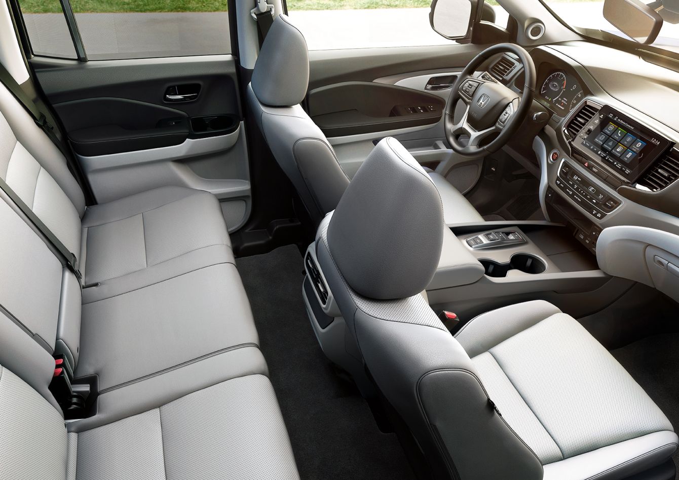 2025 Honda Ridgeline Cabin
