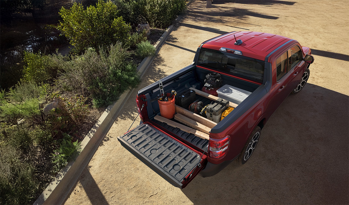 2025 Ford Maverick (JC Lewis) Bed & <br> Cargo
