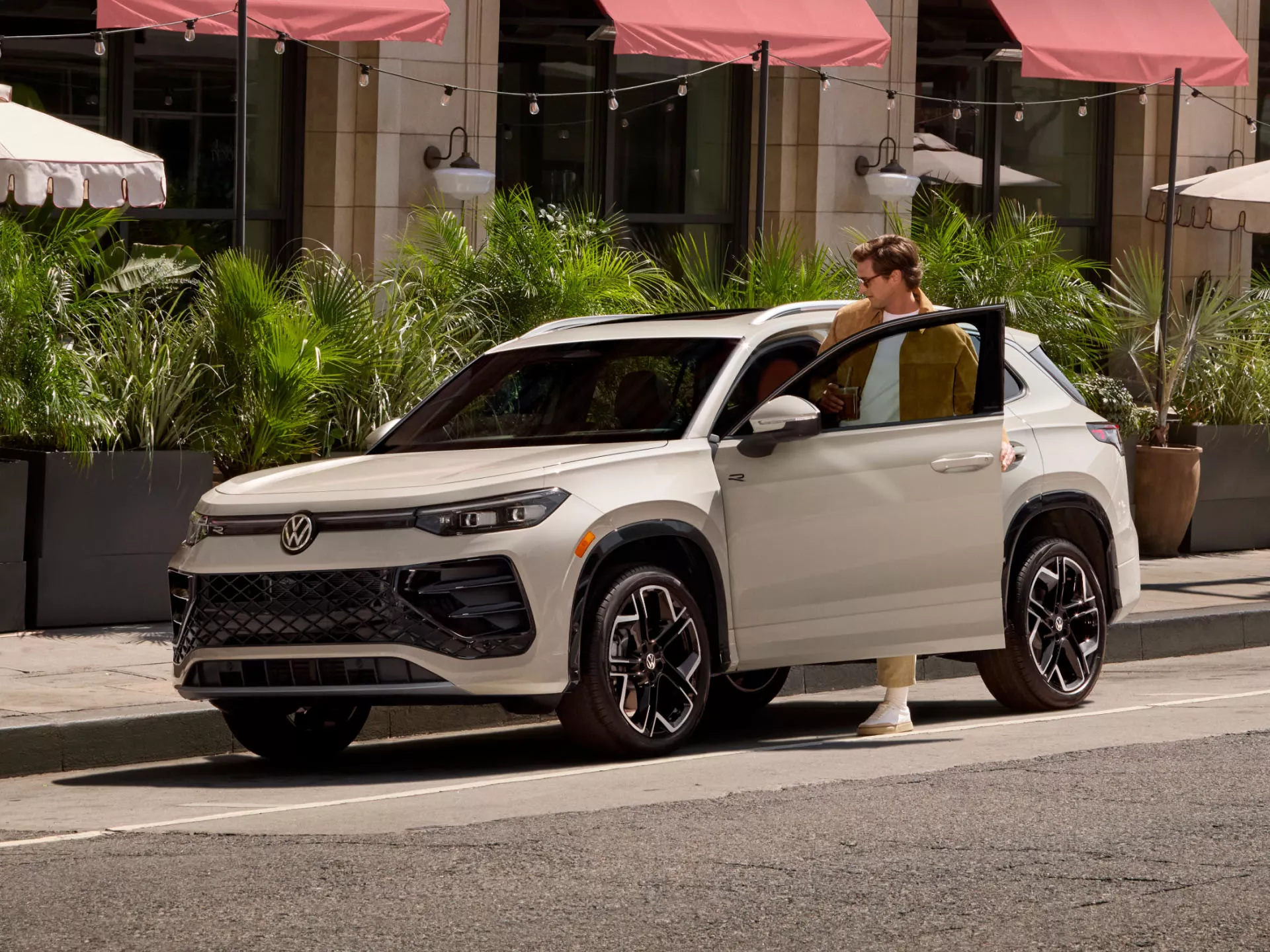 2025 Volkswagen Tiguan Airbag System